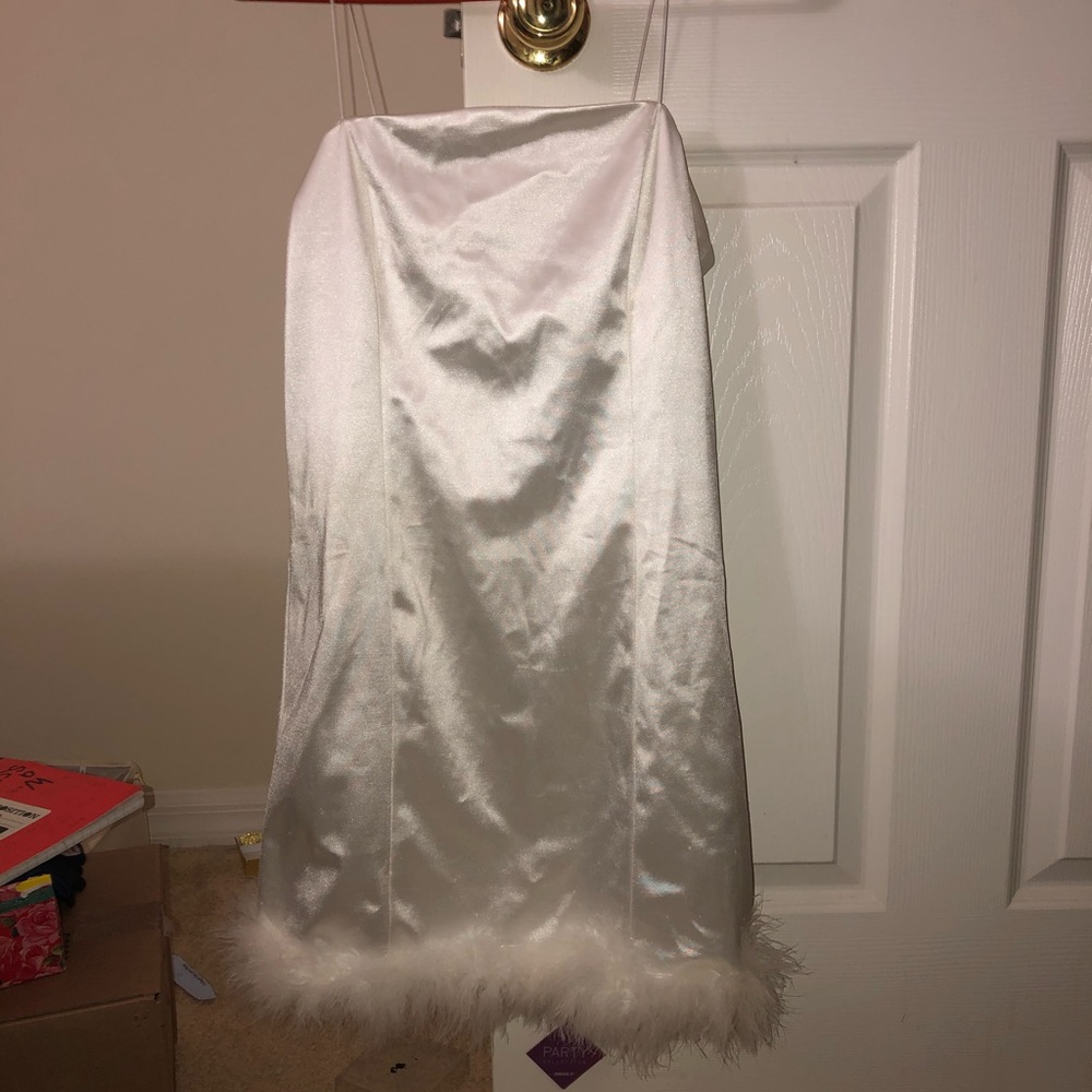 Forever21 silky dress with feathers